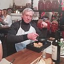 Знакомства: Юрий, 68 лет, Москва