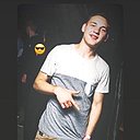 Знакомства: Evgeniy, 27 лет, Островец